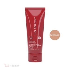 کرم ضدآفتاب رنگی لافارر مدل SPF40، مناسب پوست‌های معمولی و خشک، با تنالیته رنگ متوسط